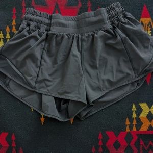 Lululemon short running shorts